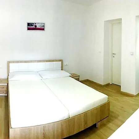 Maki * Omiš